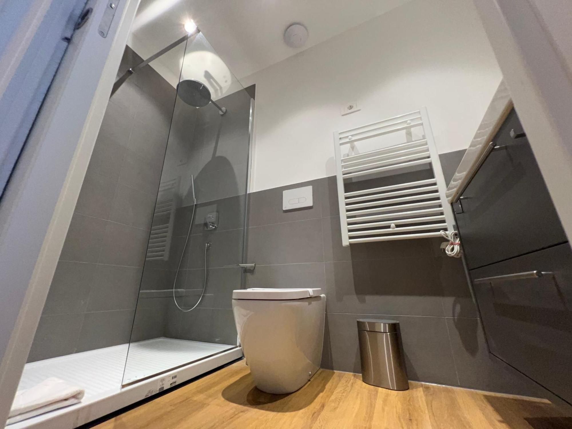 Near Vatican, Irnerio 47 Guest House 로마 외부 사진
