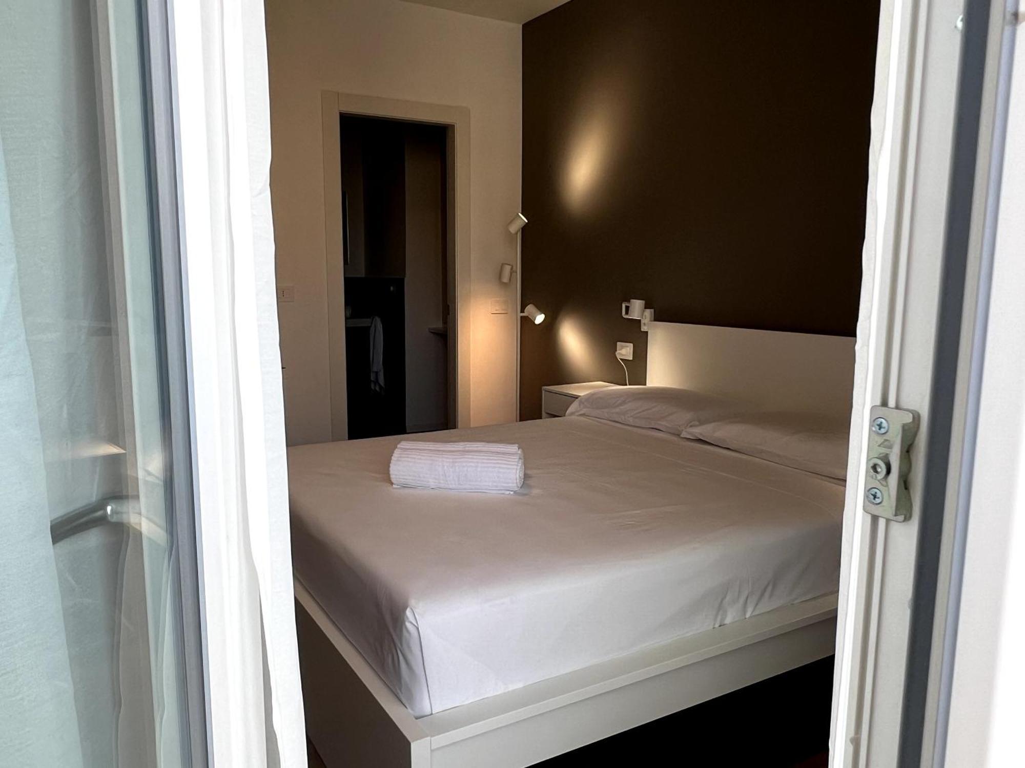Near Vatican, Irnerio 47 Guest House 로마 객실 사진